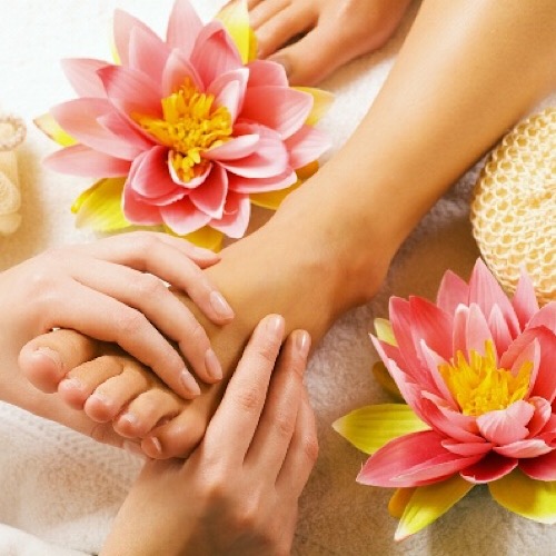 ROYAL NAILS & SPA - pedicure